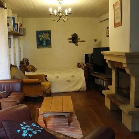 Bras D'or Rural By Farms & Lakes. Bais (Mayenne)